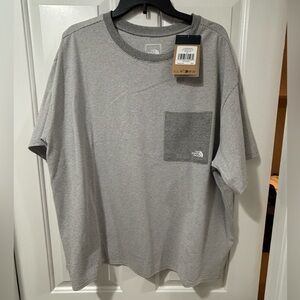NWT North Face pocket tee